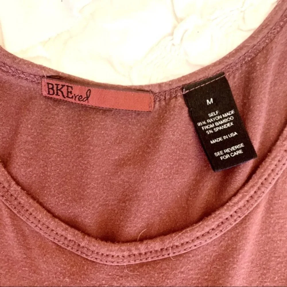 🌷4/$20 HOST PICK - BKE Top (Burgundy) - Picture 3 of 3